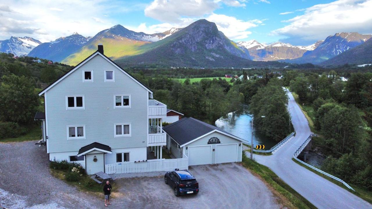 Apartment Dreamvalley Isfjorden Экстерьер фото
