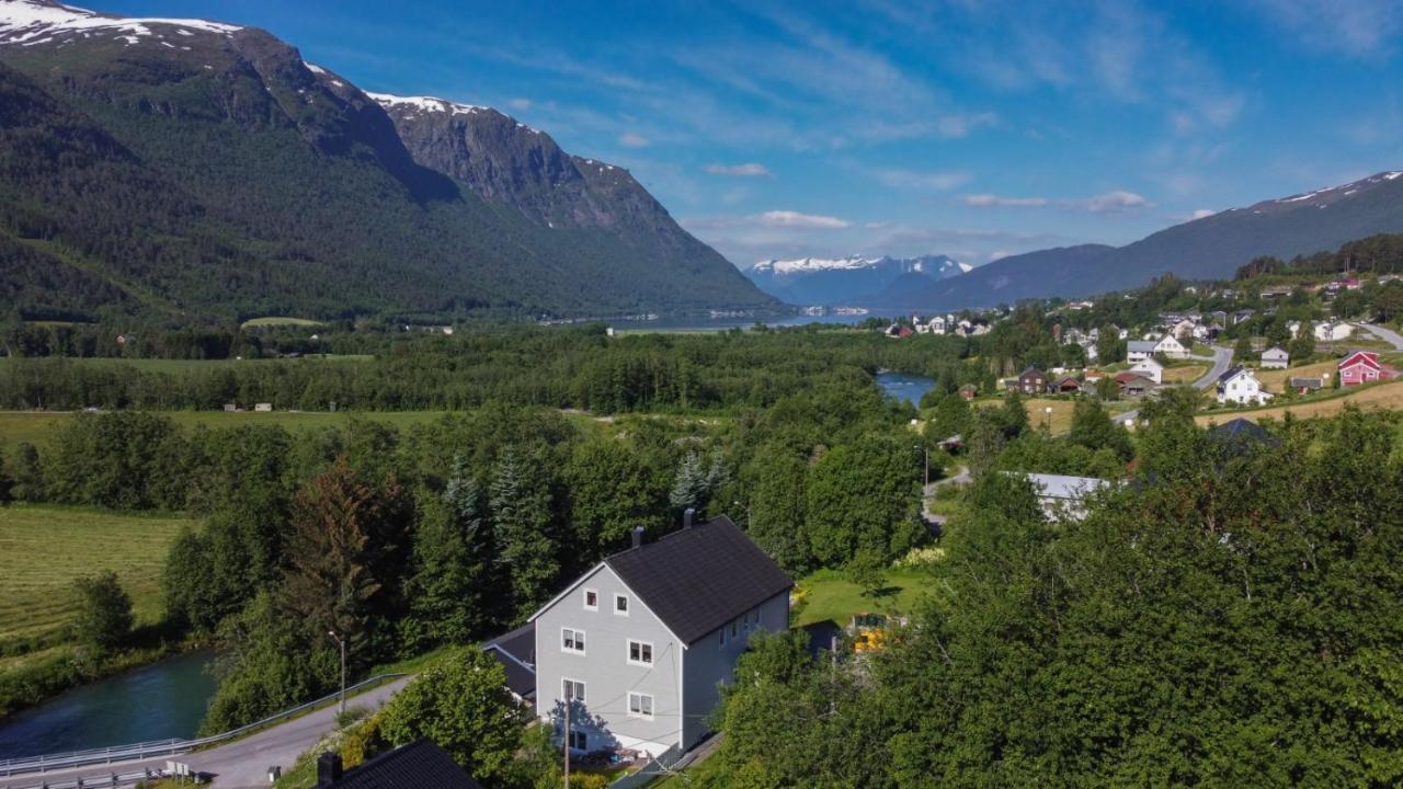 Apartment Dreamvalley Isfjorden Экстерьер фото