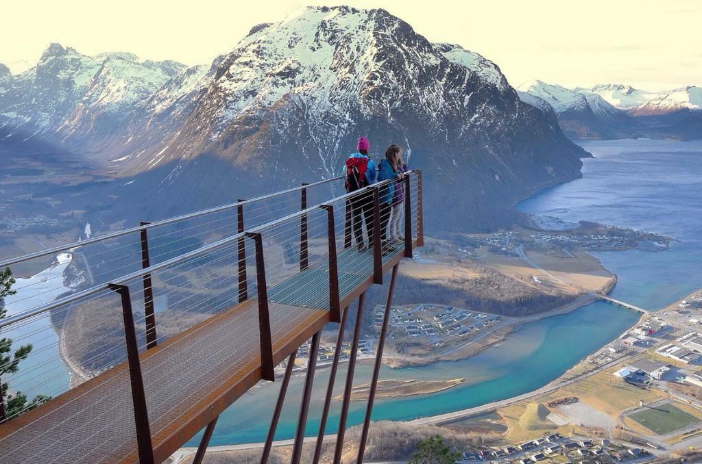 Apartment Dreamvalley Isfjorden Экстерьер фото
